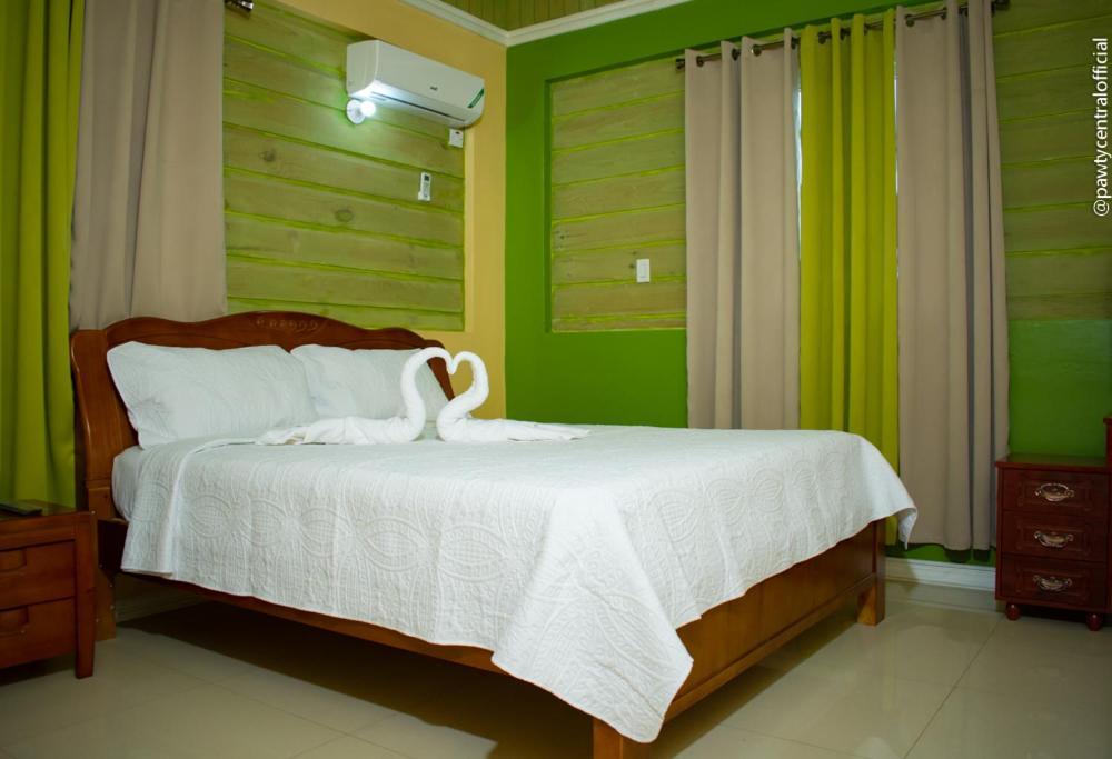Ivs Bed And Breakfast 킹스톤 외부 사진